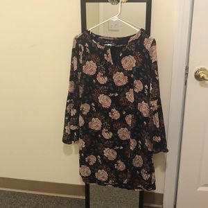 Floral, bell sleeves dress
